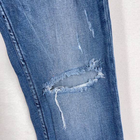 Guess Slim Tapered Skinny Retro Distressed Denim Womens Pants Size 30X32 - Picture 3 of 11